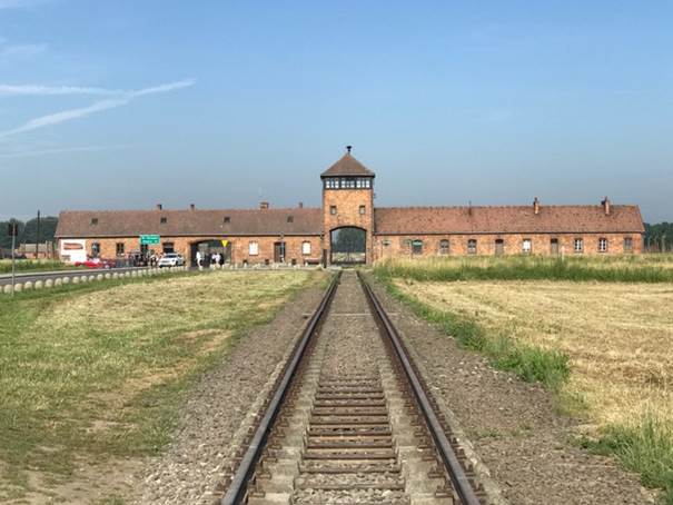 Auschwitz - Birkenau Auschwitz - Birkenau